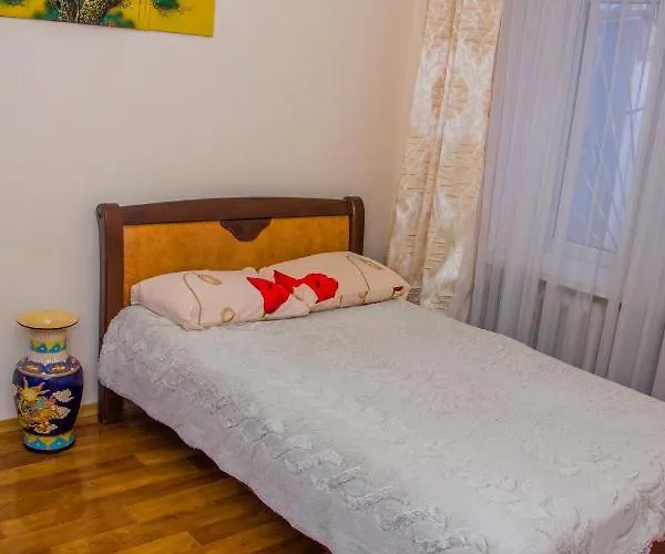 On Malaya Arnautskaya 21